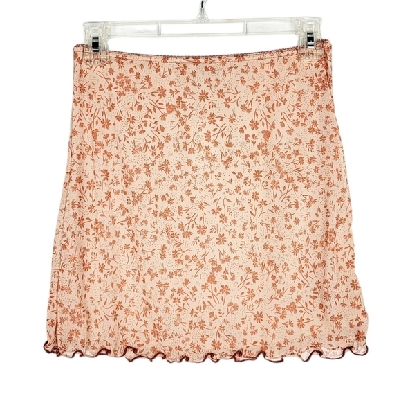 URBAN OUTFITTERS Y2K floral mini skirt lettuce hem NWT Valentines - Picture 2 of 7